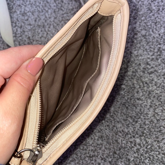 leather coach purse - Picture 4 of 4